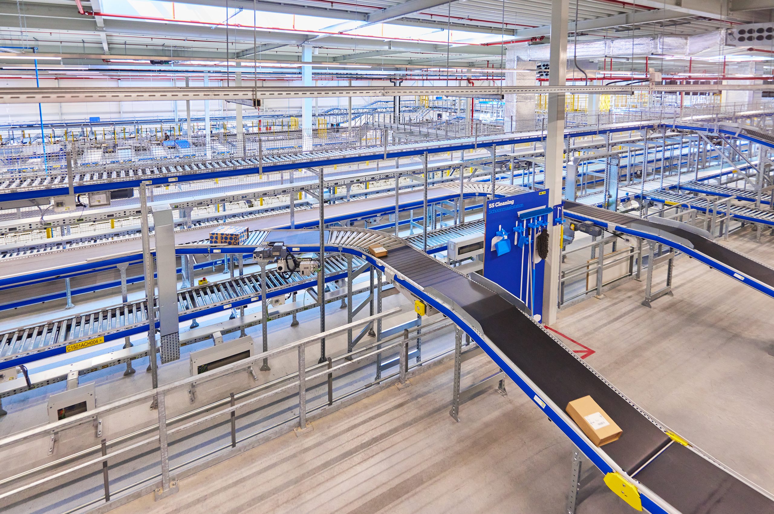 Fulfilment centra